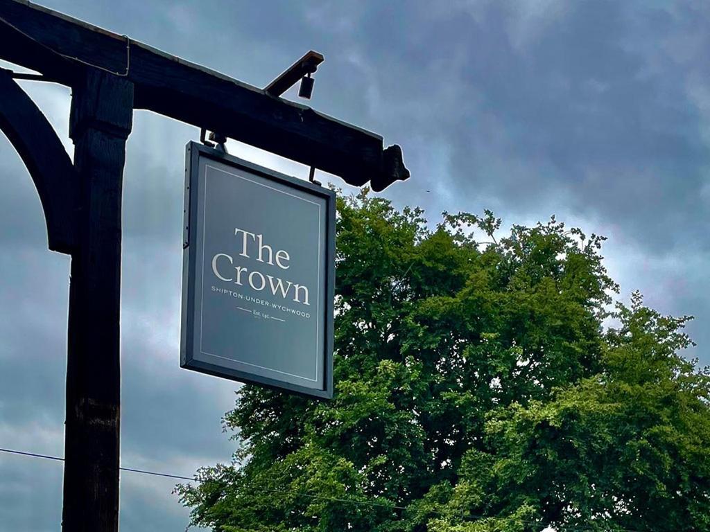 The Crown At Shipton Hotel Shipton under Wychwood Exterior foto